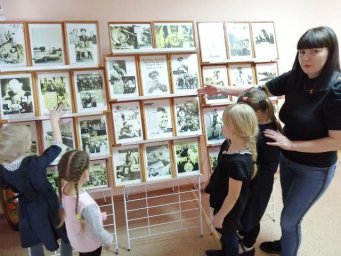 Праздник космоса в Трудармейском доме творчества.